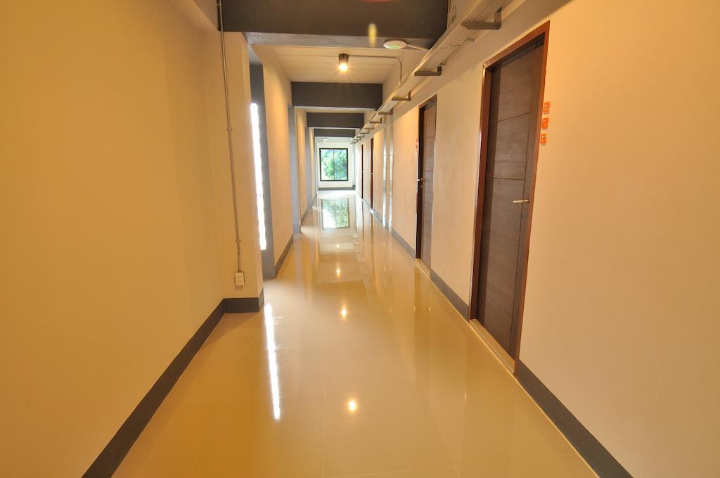 City Ratsada Lampang Kültér fotó